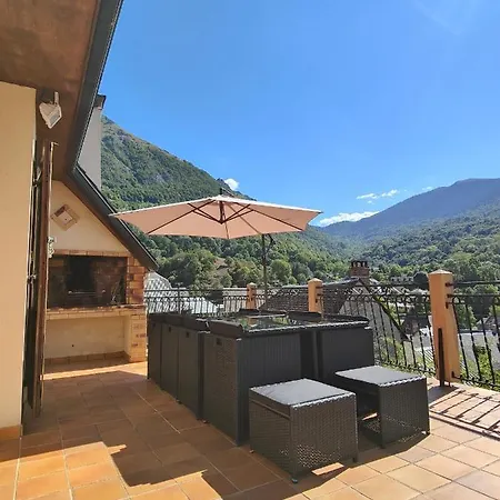 Villa Gite Boutx Avec Jacuzzi 12 Personnes 5 Lits Doubles Et 1 Canape Lit *