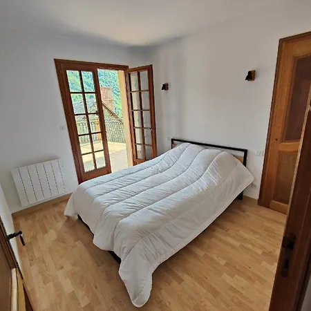Villa Gite Boutx Avec Jacuzzi 12 Personnes 5 Lits Doubles Et 1 Canape Lit *